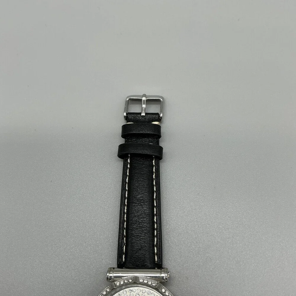 Victoria Wieck round victoria buckle